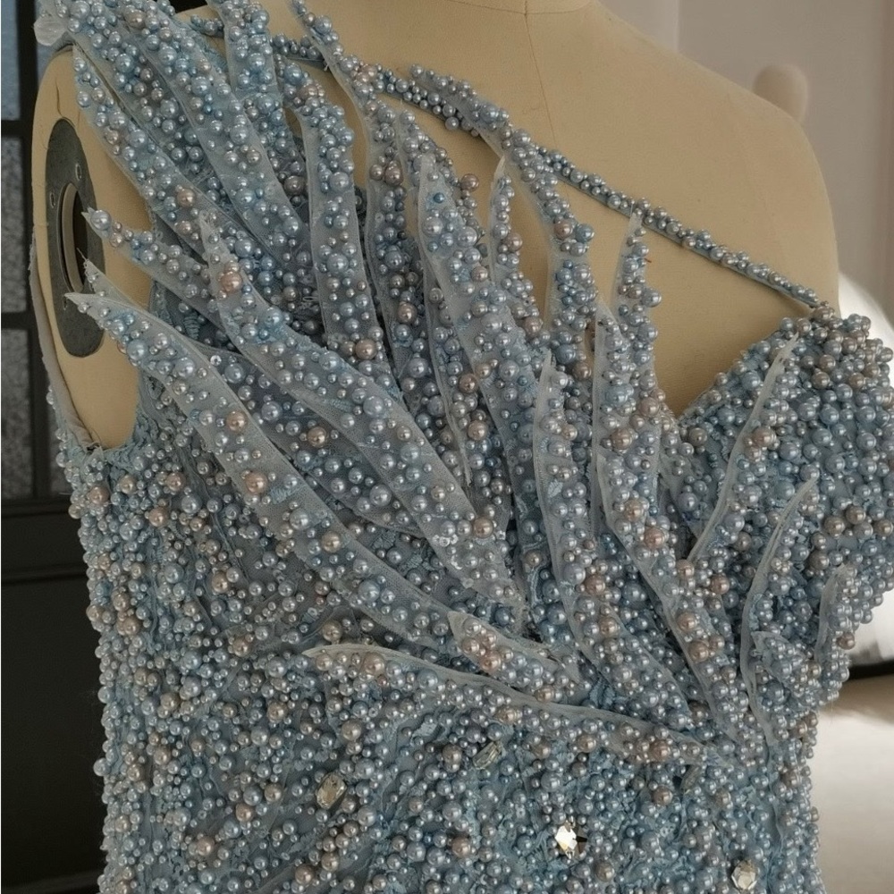 Stunning One-Shoulder Beaded Gown – Showstopper Elegance